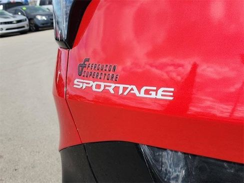 New 2026 Kia Sportage SX image 5