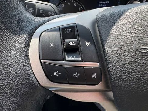 Used 2023 Ford Explorer XLT w/ Equipment Group 202A AWD/4WD image 22