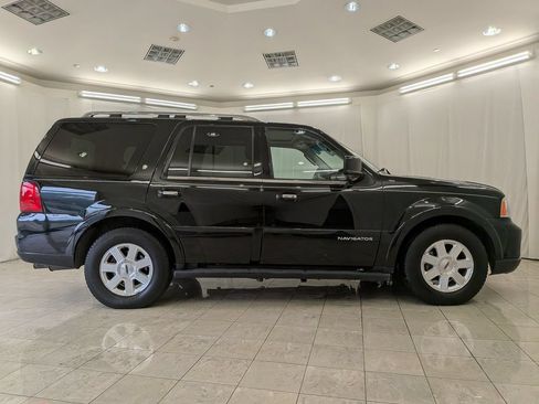Used 2006 Lincoln Navigator Luxury AWD/4WD image 11