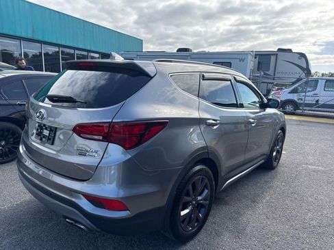 Used 2018 Hyundai Santa Fe Sport w/ 2.0T Ultimate Tech Package 05 AWD/4WD image 3
