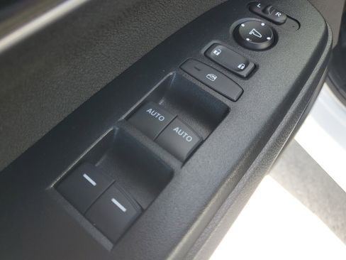 Used 2022 Honda CR-V EX image 20