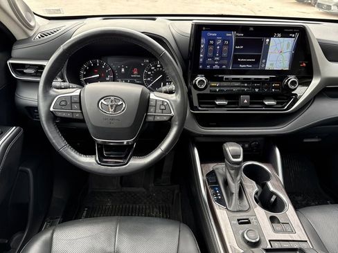 Used 2020 Toyota Highlander Platinum image 21