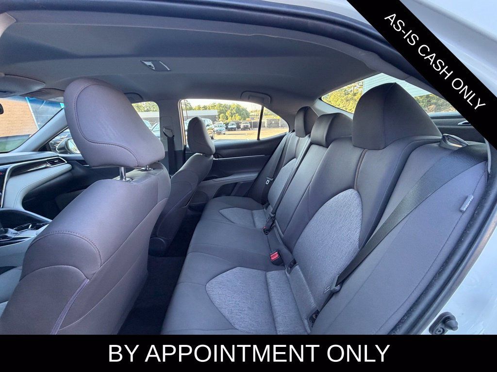 Used 2018 Toyota Camry LE FWD image 20