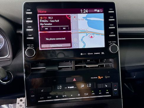 Used 2020 Toyota Avalon XSE image 18