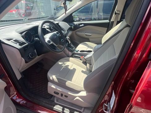 Used 2014 Ford Escape SE w/ Equipment Group 201A FWD image 5