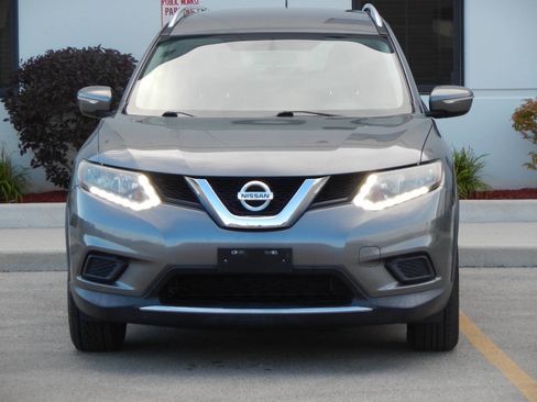 Used 2015 Nissan Rogue SV image 7