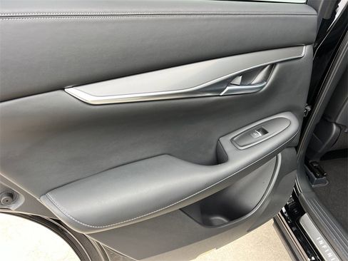 Certified 2025 INFINITI QX50 Luxe image 18