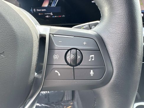 Used 2025 BMW X1 xDrive28i w/ Premium Package image 29