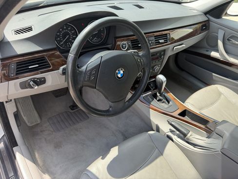 Used 2009 BMW 328i Sedan RWD image 4
