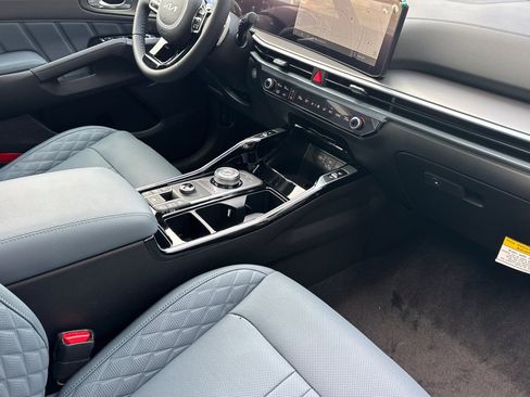 New 2025 Kia Sorento SX Prestige image 18