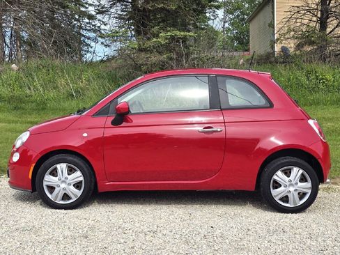 Used 2013 FIAT 500 Pop FWD image 3