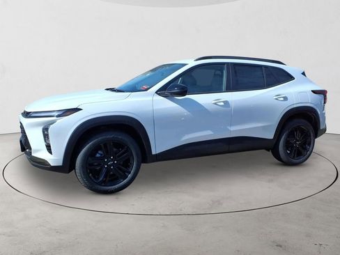 New 2026 Chevrolet Trax ACTIV w/ Sunroof Package image 8