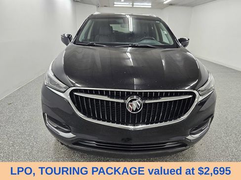 Used 2019 Buick Enclave Essence w/ LPO, Touring Package FWD image 2