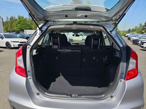 Used 2018 Honda Fit Sport image 16