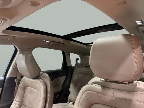 Certified 2022 Lincoln Corsair Grand Touring w/ Elements Technology Bundle image 16