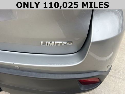 Used 2016 Toyota Highlander Limited image 4