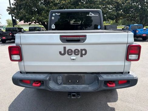 Used 2022 Jeep Gladiator Rubicon w/ Trailer Tow Package AWD/4WD image 5