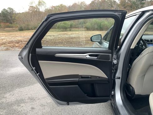 Used 2020 Ford Fusion S image 26