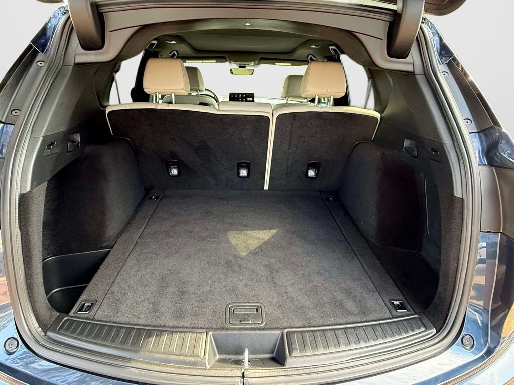 Certified 2025 Acura RDX SH-AWD image 9