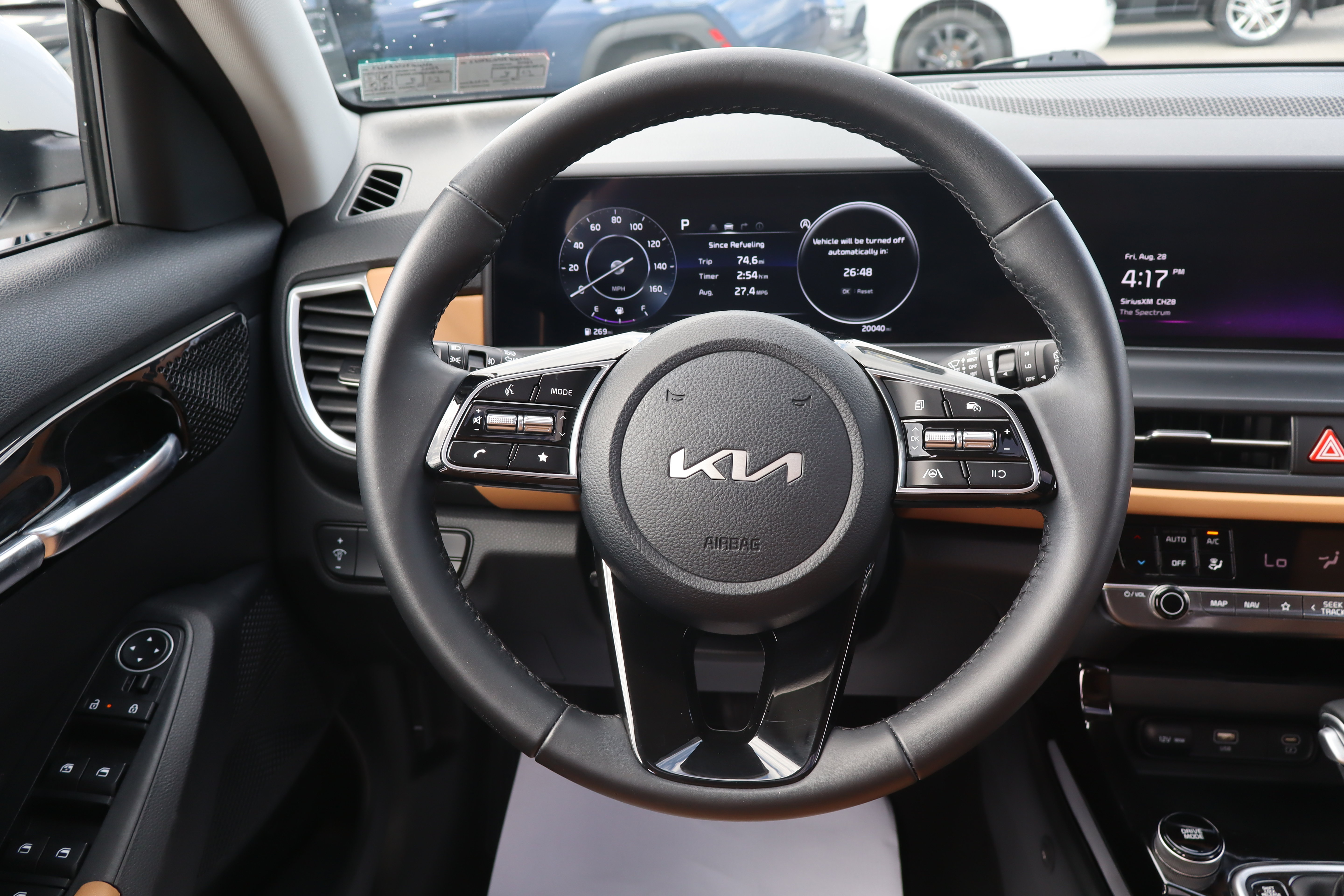 Used 2024 Kia Seltos EX AWD/4WD image 16