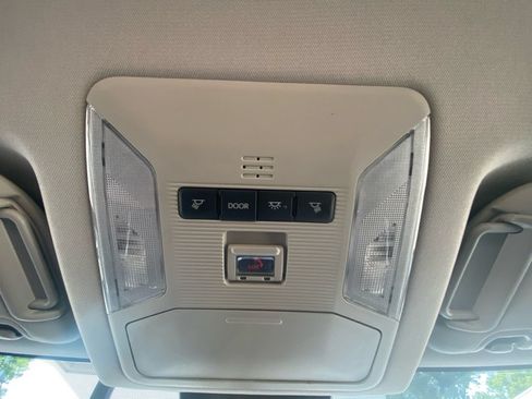 Used 2024 Toyota RAV4 XLE AWD/4WD image 24