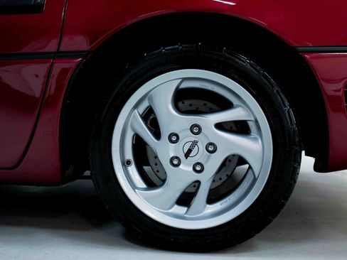 Used 1989 Chevrolet Corvette Convertible image 47