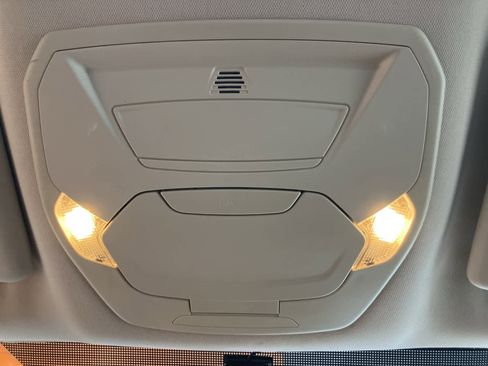 Used 2015 Ford Escape SE image 21