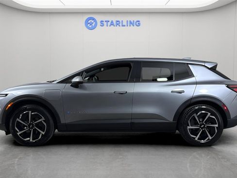 Used 2026 Chevrolet Equinox EV LT image 3