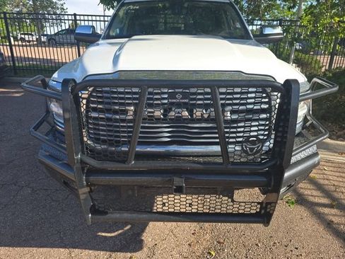 Used 2021 RAM 2500 Laramie AWD/4WD image 2