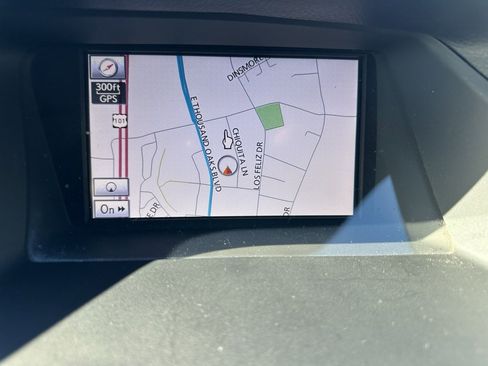 Used 2011 Lexus RX 350 AWD image 13