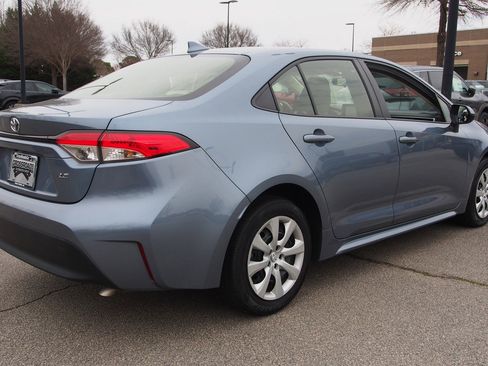 Used 2023 Toyota Corolla LE image 7