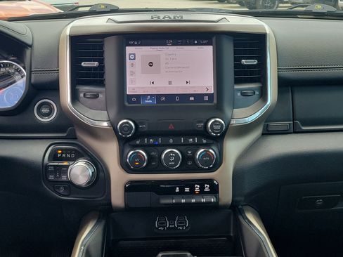 Used 2022 RAM 1500 Laramie AWD/4WD image 19