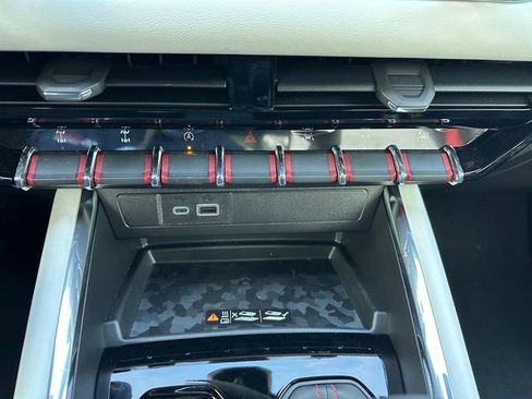 New 2025 GMC Canyon AT4 w/ AT4X Package image 34