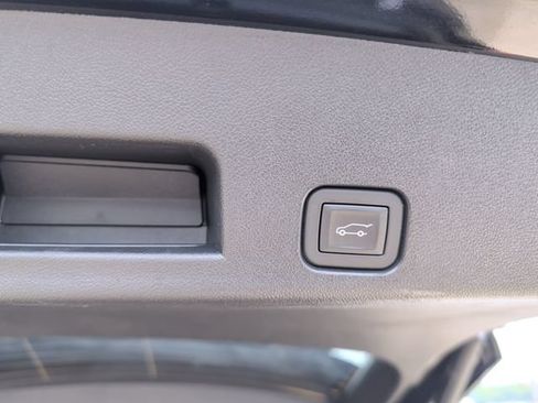 Used 2026 Buick Enclave Sport Touring AWD/4WD image 31