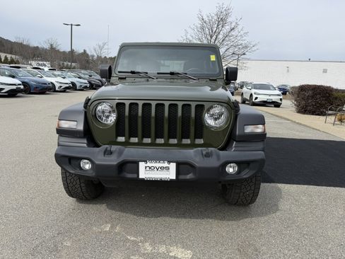 Used 2022 Jeep Wrangler Unlimited Sport AWD/4WD image 8