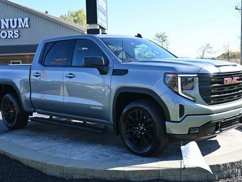 Used 2023 GMC Sierra 1500 Elevation image 3