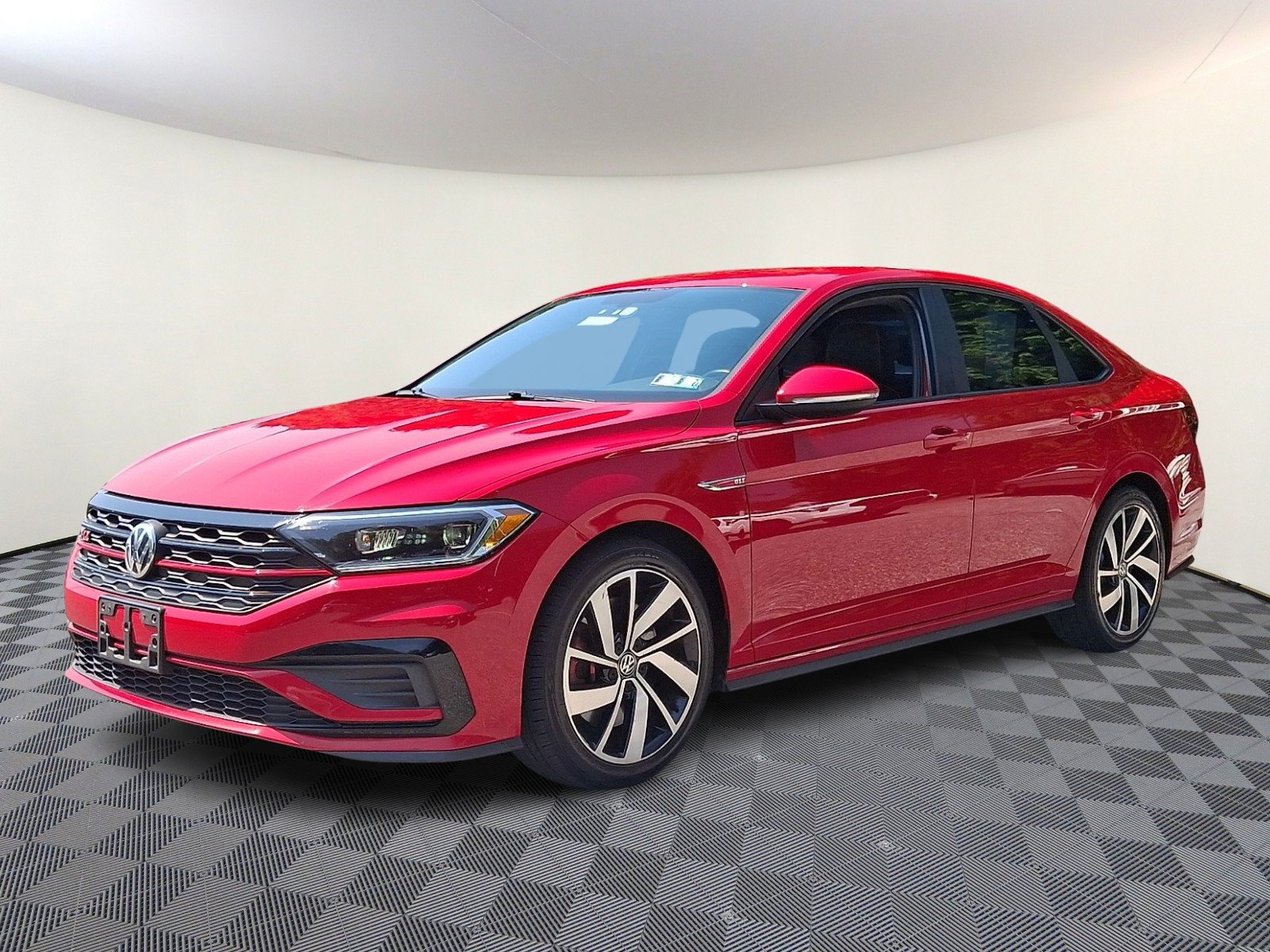 Used 2019 Volkswagen Jetta GLI FWD image 3