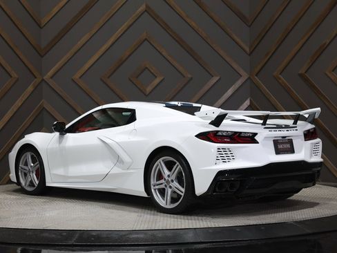 Used 2024 Chevrolet Corvette Stingray Premium Conv w/ Z51 Performance Package image 2