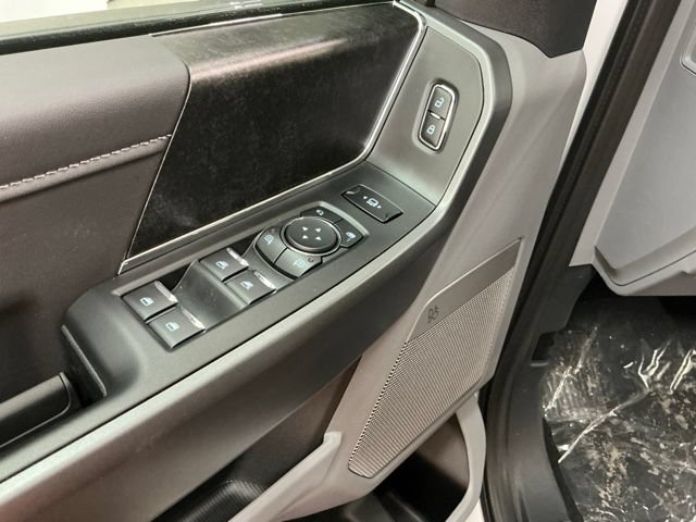 New 2026 Ford F250 XLT w/ XLT Premium Package AWD/4WD image 16