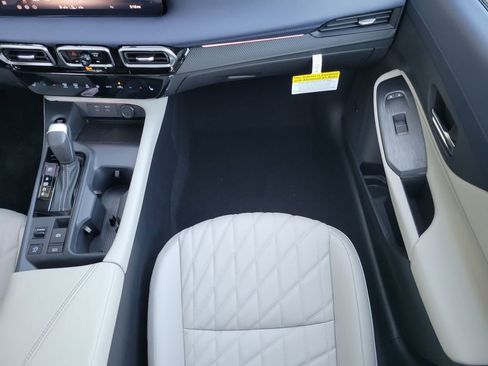 New 2026 Nissan Sentra SL w/ Floor Mat Package image 20