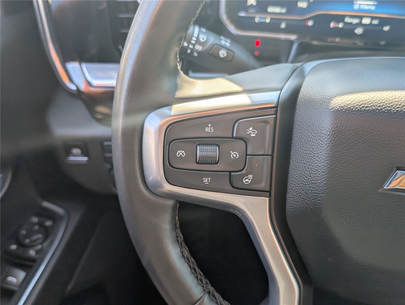 Used 2024 Chevrolet Silverado 2500 LT AWD/4WD image 26