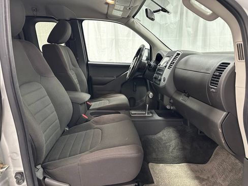 Used 2018 Nissan Frontier S RWD image 52