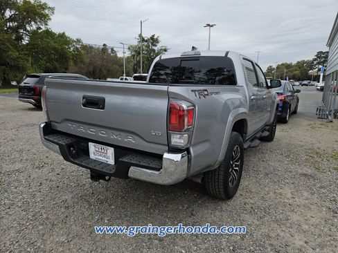 Used 2020 Toyota Tacoma TRD Sport image 7