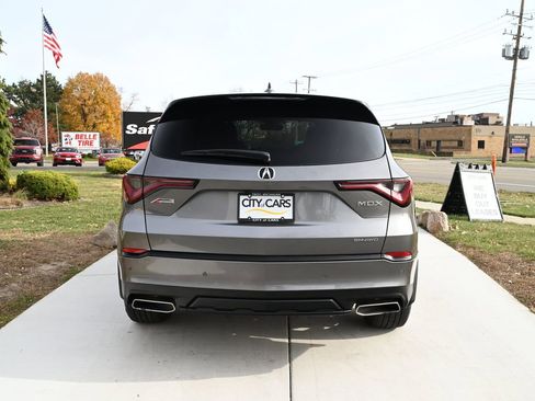 Used 2023 Acura MDX A-Spec image 6