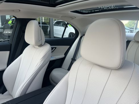 New 2025 Mercedes-Benz E 350 Sedan image 18