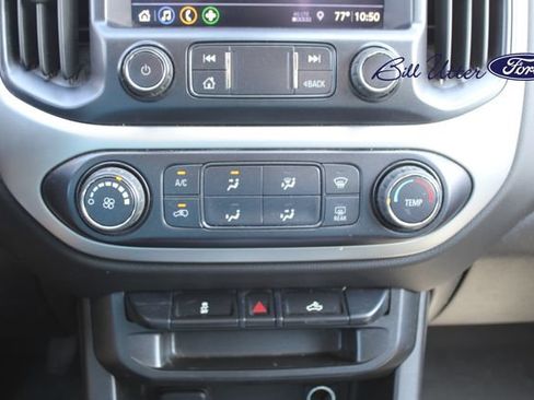 Used 2020 Chevrolet Colorado LT w/ LT Convenience Package RWD image 16