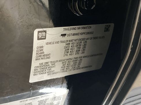 Used 2023 GMC Sierra 3500 Denali image 28