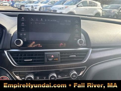 Used 2022 Honda Accord EX-L image 24