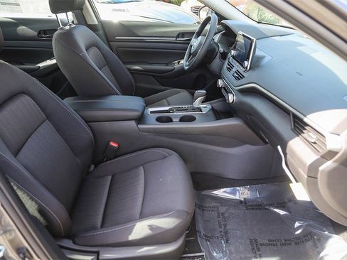 New 2025 Nissan Altima 2.5 S image 18