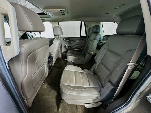 Used 2015 GMC Yukon Denali w/ Open Road Package AWD/4WD image 33